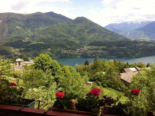 B&B Alba Sul Lago Перджине-Вальсугана Экстерьер фото
